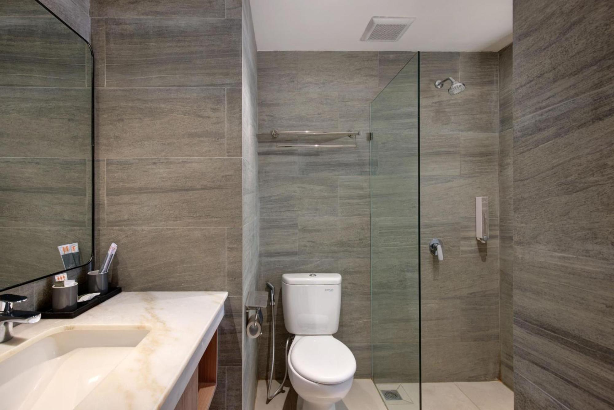 Harper Kupang By Aston Otel Oda fotoğraf